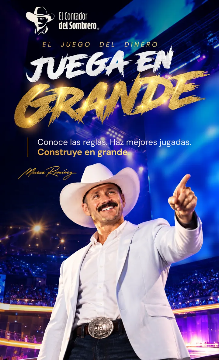 El Contador del Sombrero presenta El juego del dinero: Juega en grande. Conoce las reglas, haz mejores jugadas, construye en grande. Marcos Ramírez señala al frente en una arena llena.